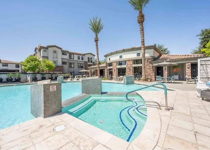 Boulevard Luxe 1br By Stadium Pool Parking Gym 07