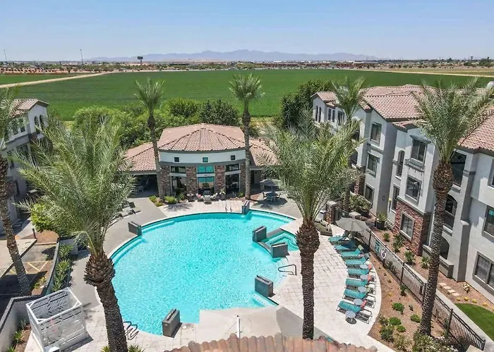 Boulevard Luxe 1br By Stadium Pool Parking Gym 07
